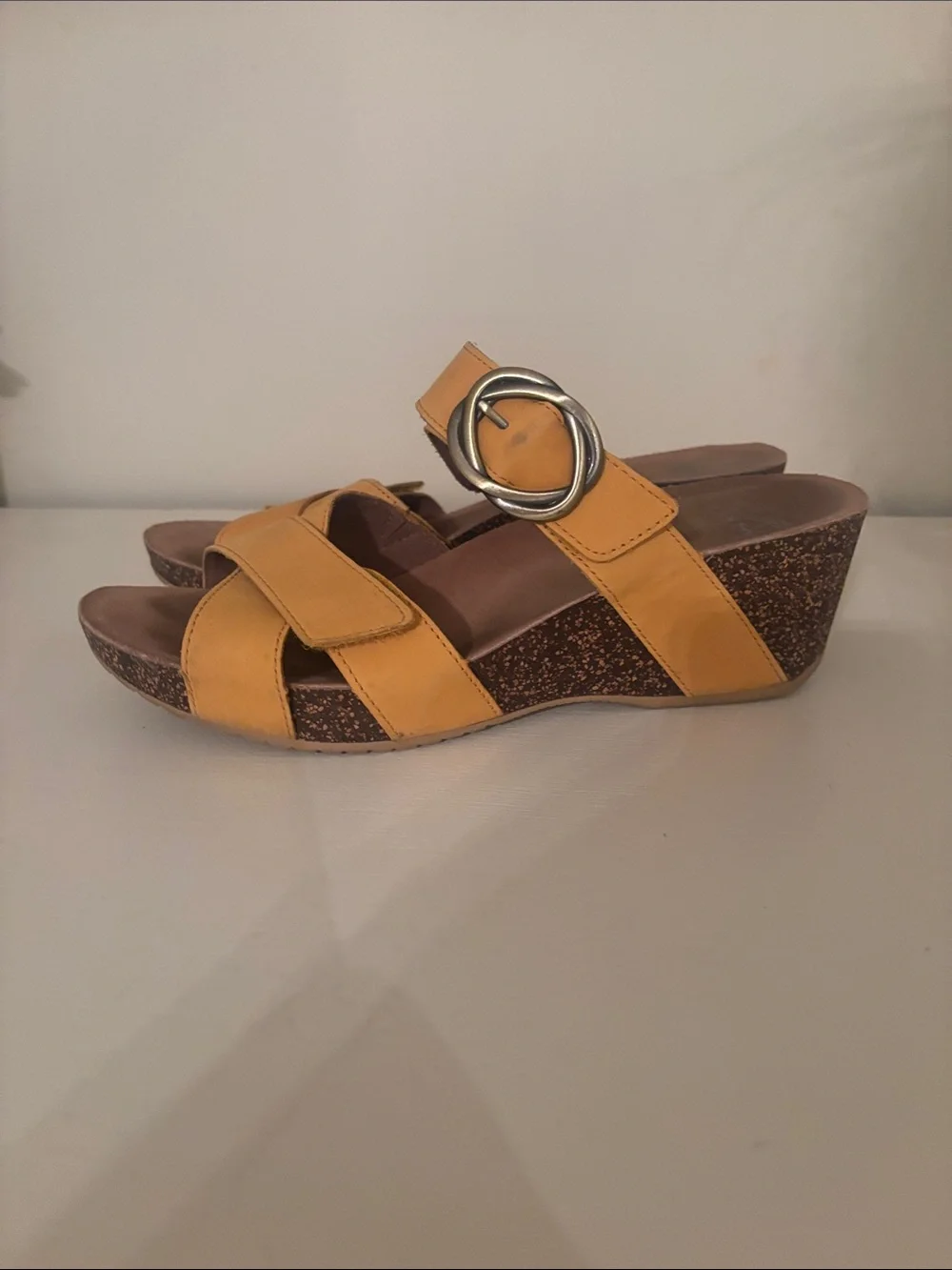 Dansko Women's Mustard comfort wedge Sandals with Buckle size 8.5